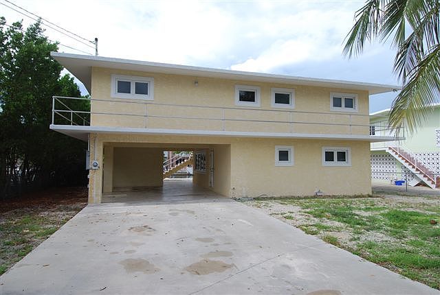 1st image of 184 Plantation Dr