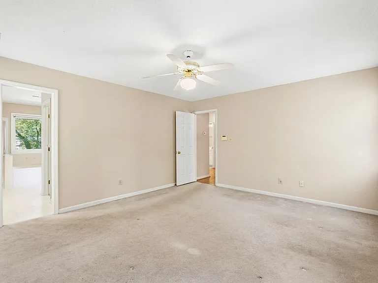 1424 Brookwood Dr — Photo 28