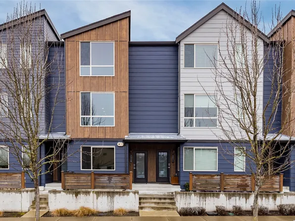 32779 Madrona Avenue SE, Black Diamond, WA 98010