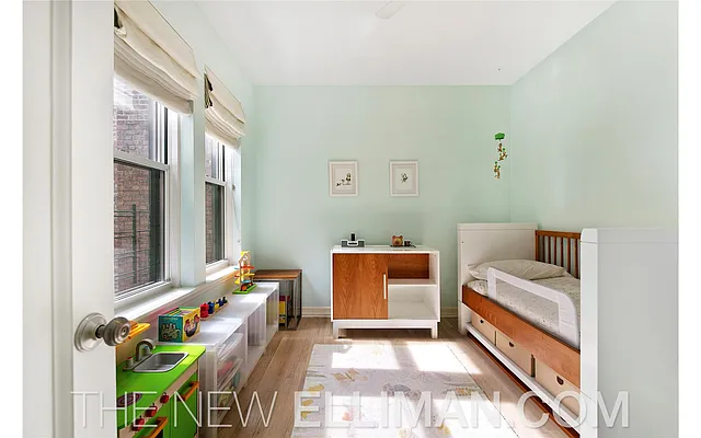 Sold by Douglas Elliman | media 17