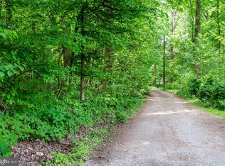 98 Riverview Rd, Delta, PA 17314