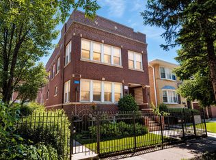4819 W Cornelia Ave, Chicago, IL 60641