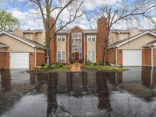 1332 Holgate Dr Unit G2, Ballwin, MO 63021