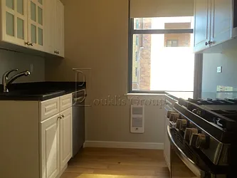 Rented by Bouklis Group