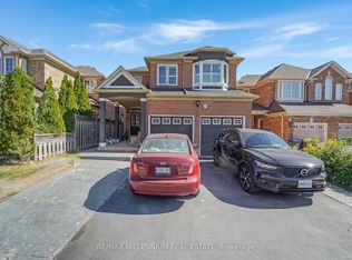 1250 Galesway Blvd, Mississauga, ON L5V 3B2