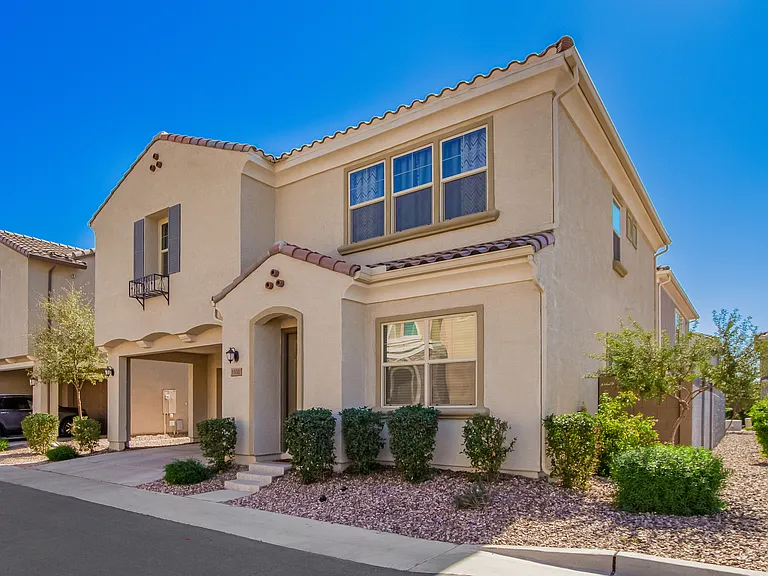 1131 E Marlin Dr — Photo 4