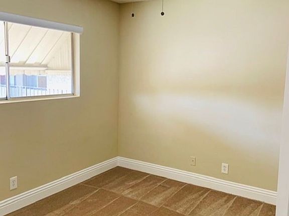 5th image of 4500 N Lakewood Blvd APT 5