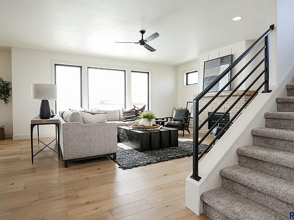 4th image of 5605 E Canter Ridge Cir