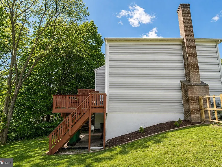 11 Noblewood Ct — Photo 36