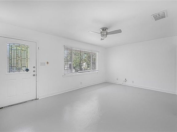 5th image of 3705 Tower View Ct