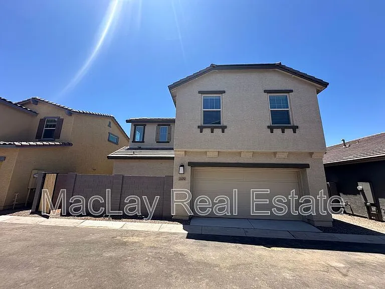 3809 N 100th Dr — Photo 2