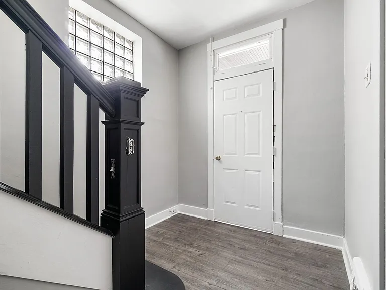 156 E Virginia Ave #2 — Photo 3