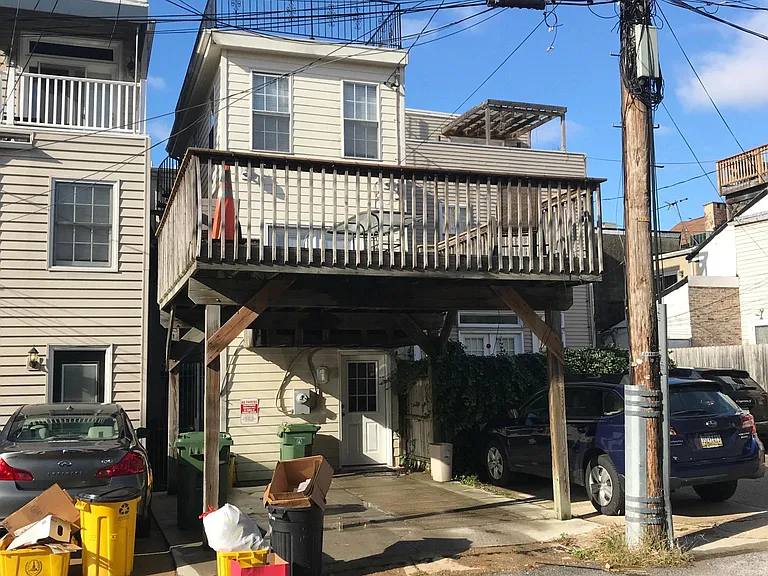 1107 William St — Photo 9