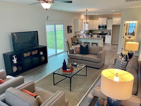 4th image of 3114 S Rocklund Ct
