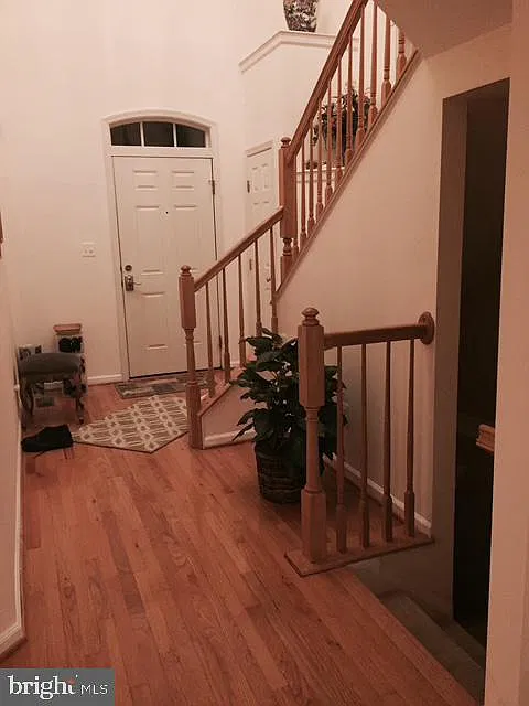 4 bed, 3.5 bath, 3757 sqft, $3,900 — Photo 3