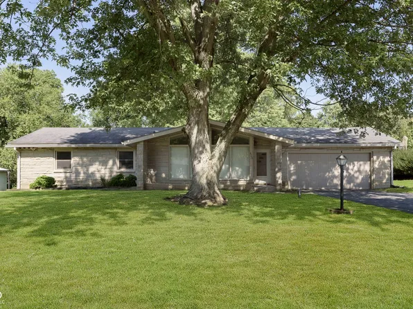 420 E 7th St, Burlington, IN 46915