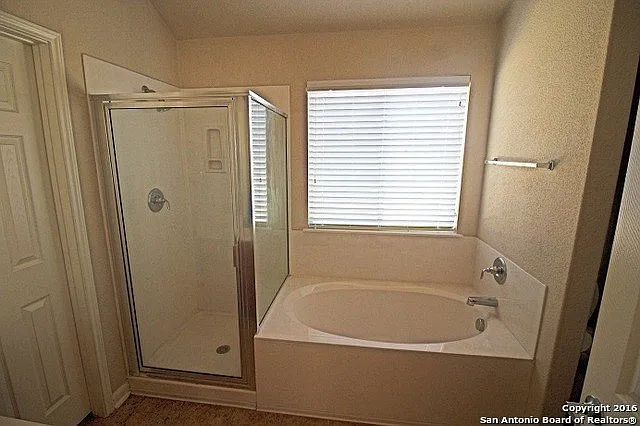 9135 Mare Hunt — Photo 12