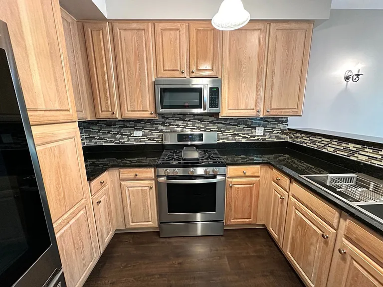 1282 Walnut Glen Dr — Photo 9