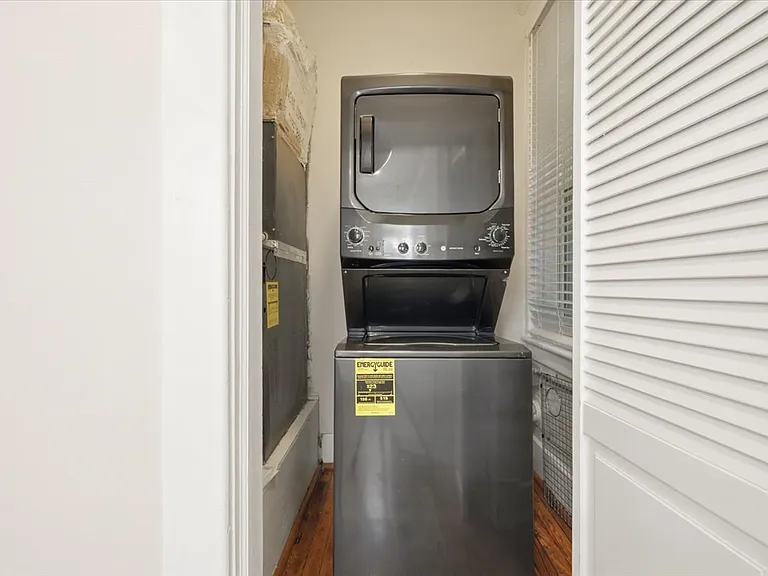 417 E Drayton St — Photo 12