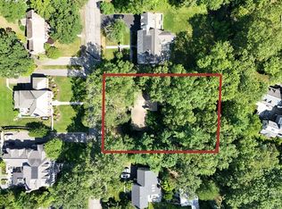 67 Old Colony Rd, Wellesley, MA 02481