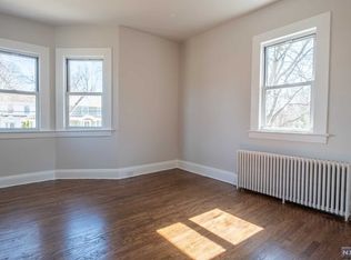 180 Larch Ave FLOOR 2, Teaneck, NJ 07666