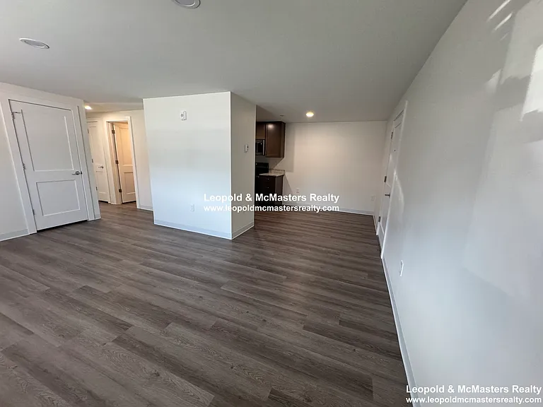 1731 Washington St — Photo 17