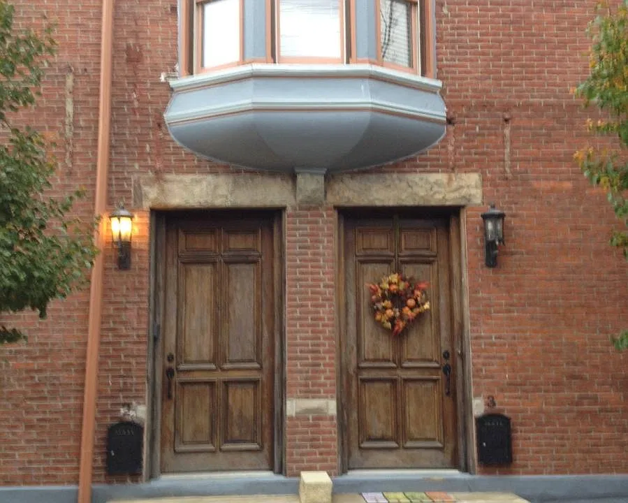 855 Beech Ave #3