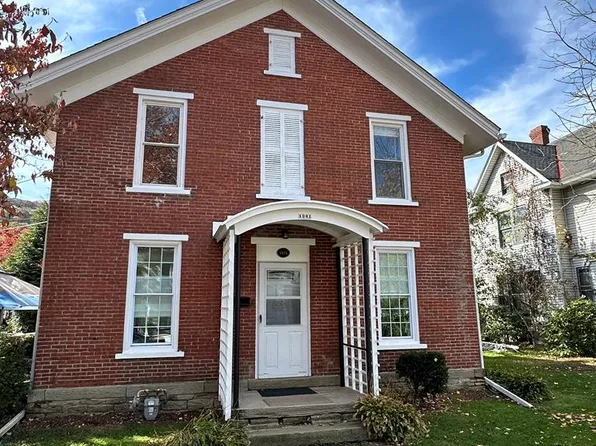 1001 Elk St, Franklin, PA 16323