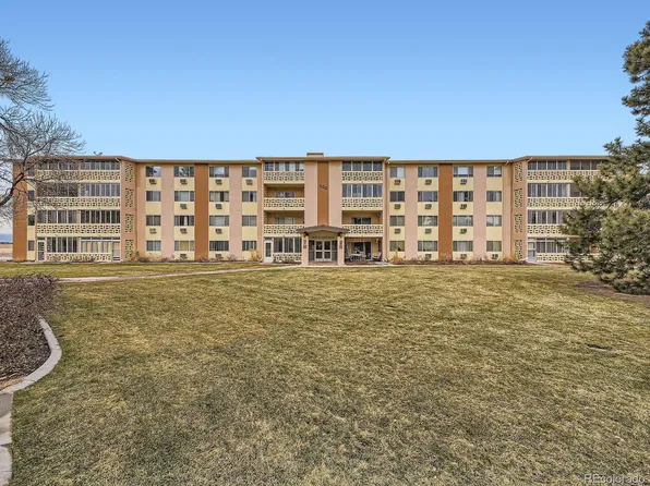 300 S Clinton Street #11B, Denver, CO 80247