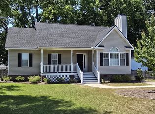 703 W Country Club Dr, Tarboro, NC 27886