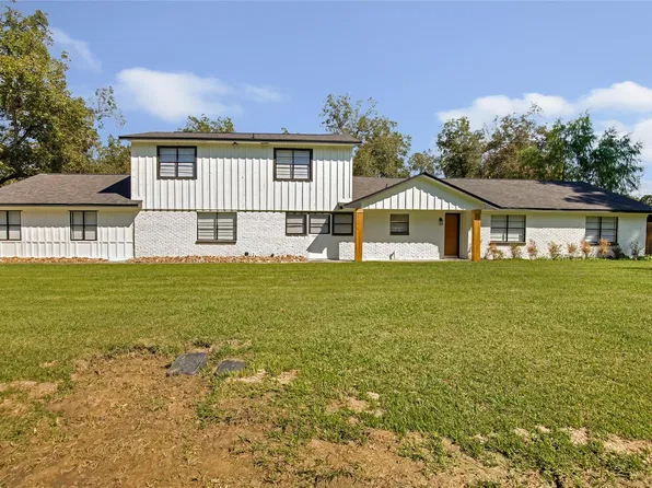1122 Desirable Ln, Huffman, TX 77336