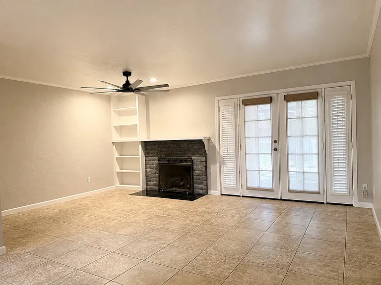 1146 N Gem St — Photo 4