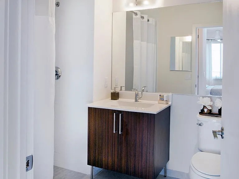 Bathroom with Single Vanity