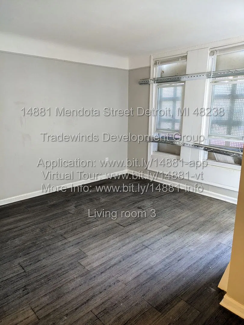 3BR Brick Bungalow | Large Eat-In Kitchen | $1,100 | Section 8 Welcome | 48238 — Photo 2