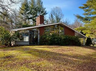 35 Acton Cir, Candler, NC 28715