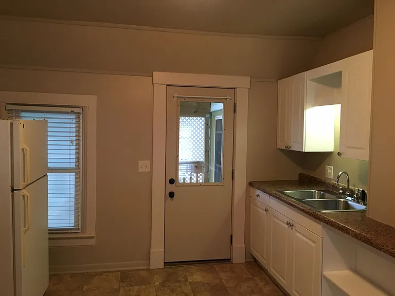 309 1/2 N Main St — Photo 2
