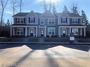 171 Pinewood Ln, Bermuda Run, NC 27006