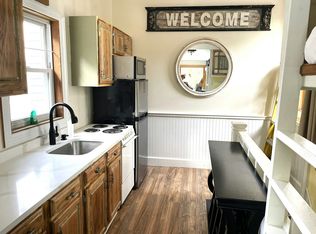 54 Center St #1, Wolfeboro, NH 03894