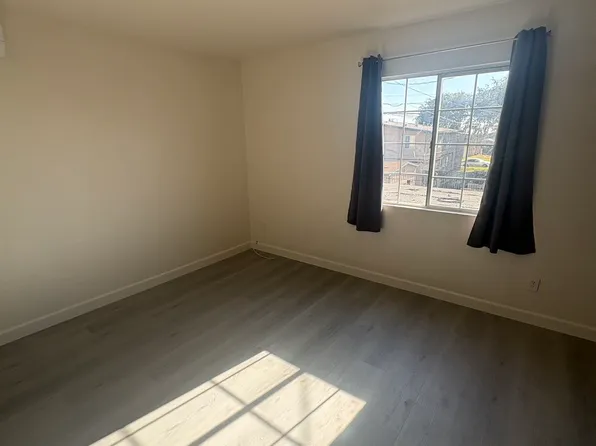 713 Karesh Ave, Pomona, CA 91767