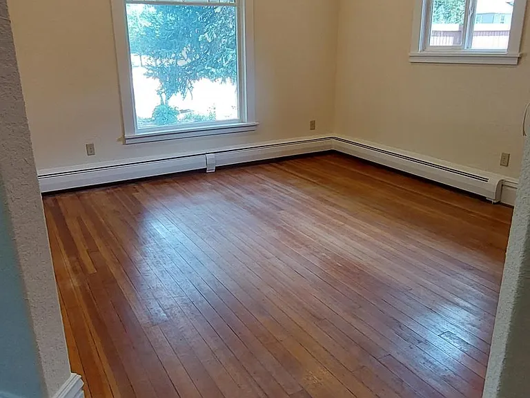 520 S 9th St — Photo 5