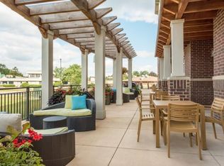 2400 Parmenter St APT 311, Middleton, WI 53562