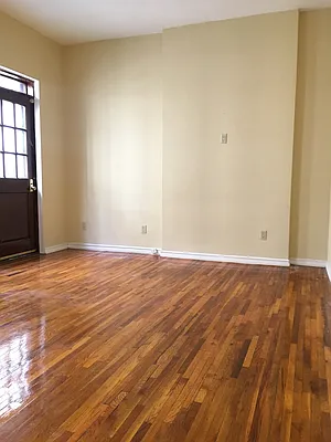 Rented by Meraki Realty LLC | media 2