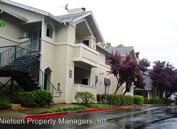 2nd image of 3836 Annadale Ln APT 12