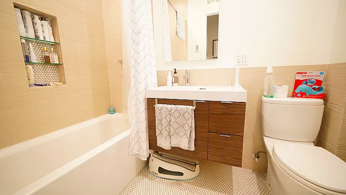 Rented by Dwell Residential Inc | media 26