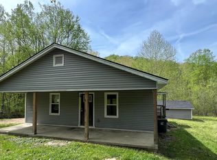 225 Campbells Br, Ravenna, KY 40472