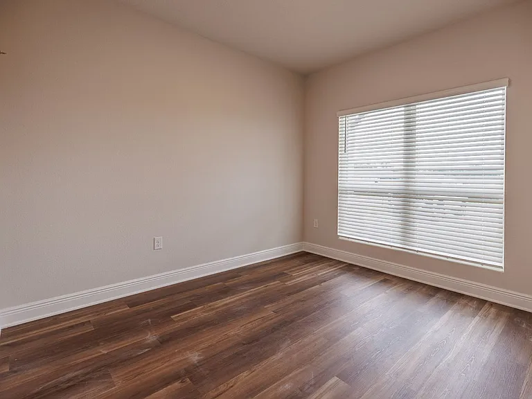 16163 Tigris Dr — Photo 9