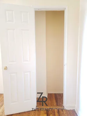 Rented by Zuz Realty | media 74