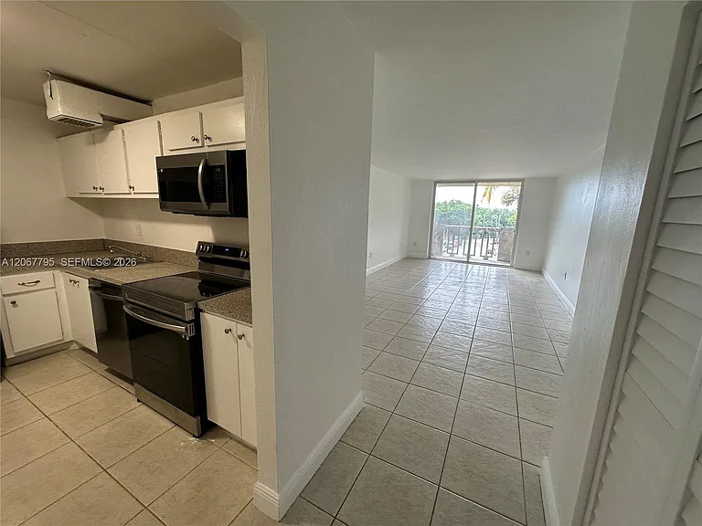 1800 Sans Souci Blvd #426 — Photo 3
