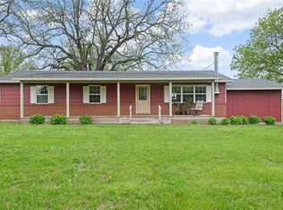 588 NW 105th Rd, Centerview, MO 64019