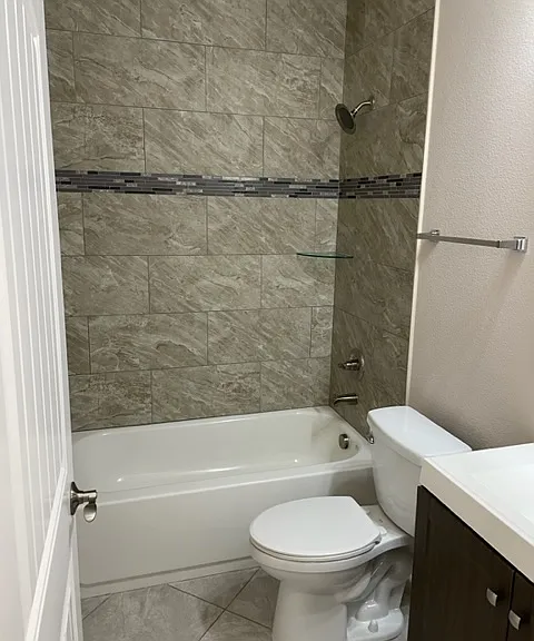 11 Louvet Ln #A — Photo 3